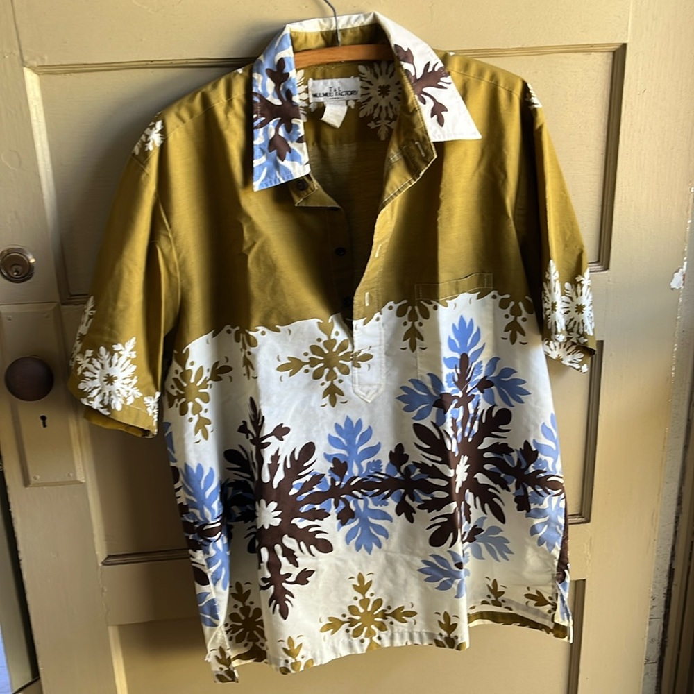 T&L Muumuu Factory Hawaii